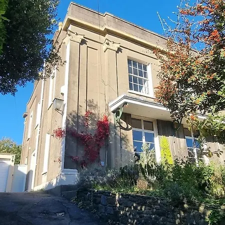 Gorgeous Georgian Family