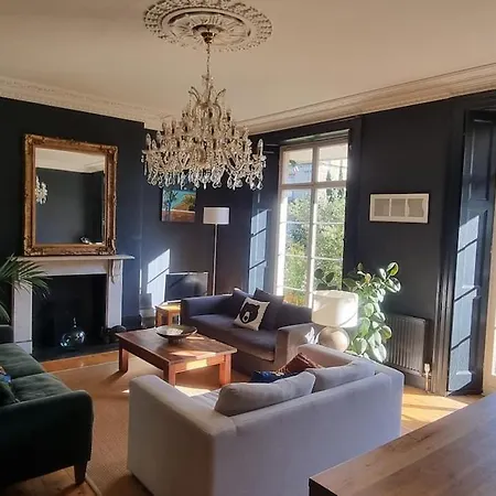 Gorgeous Georgian Family * Bristol